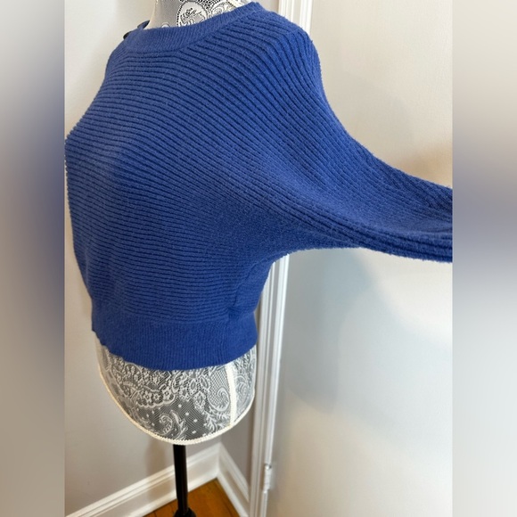 Prof Apparel Blue Bat Wing Women’s Sweater. Ribbed knit sweater buttons - Picture 11 of 11